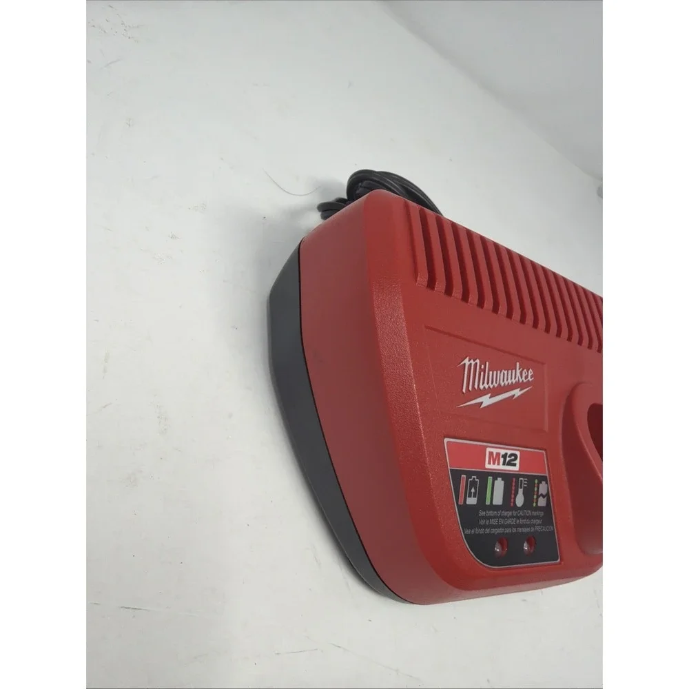 NEW w/out box MILWAUKEE M12 12V‎ BATTERY CHARGER #48-59-2401